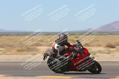 media/Sep-25-2023-Moto Forza (Mon) [[81ffa65e0a]]/B-C Group/Session 3 (Turn 16 Inside)/